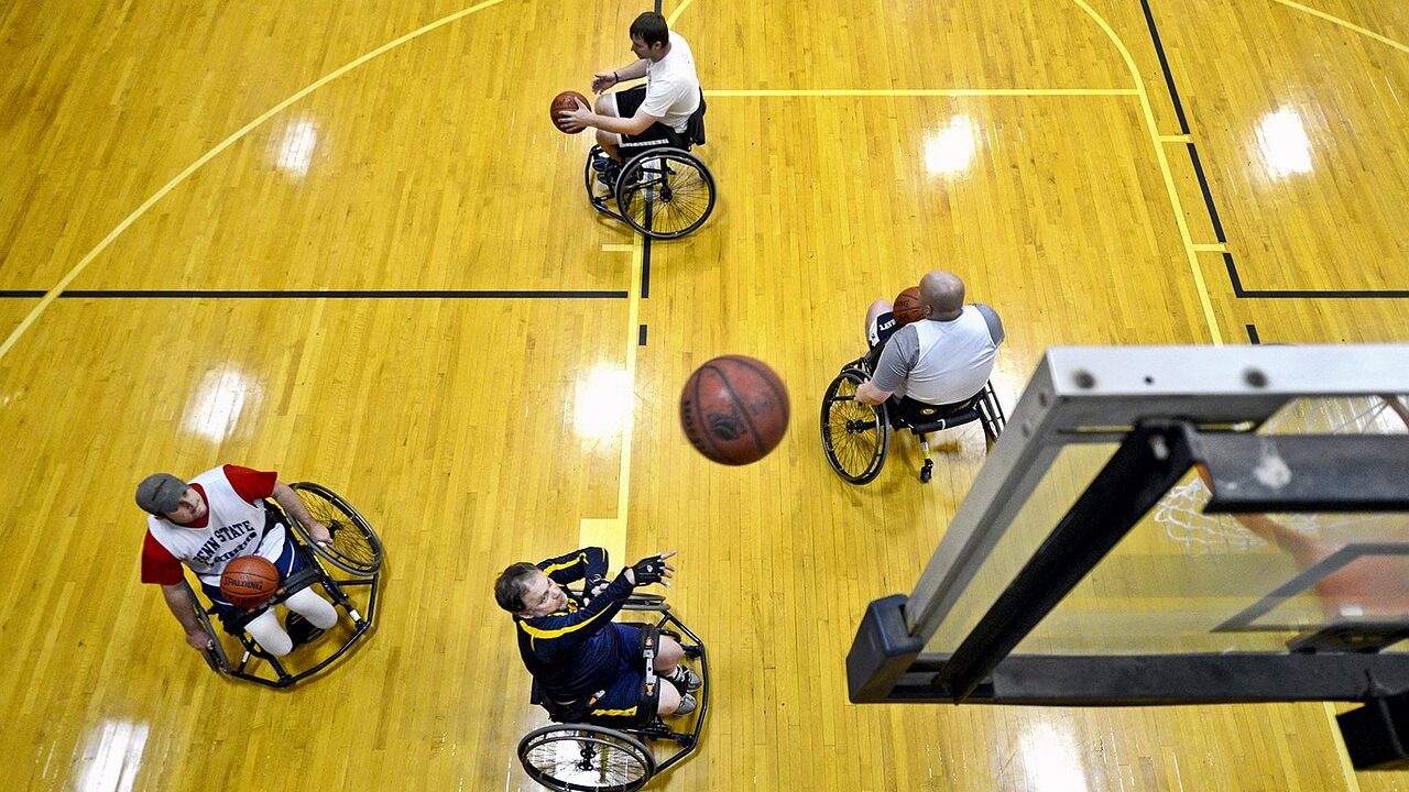 Rollstuhl-Basketball